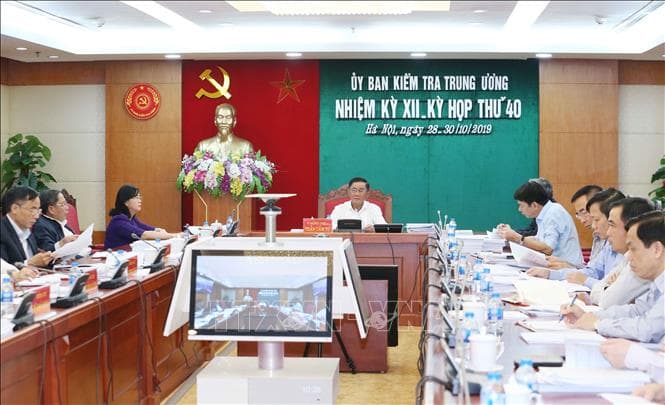 Kỳ họp 40 của Ủy ban Kiểm tra Trung ương: Xem xét lại việc thi hành kỷ luật một số trường hợp tại Hòa Bình, Kon Tum