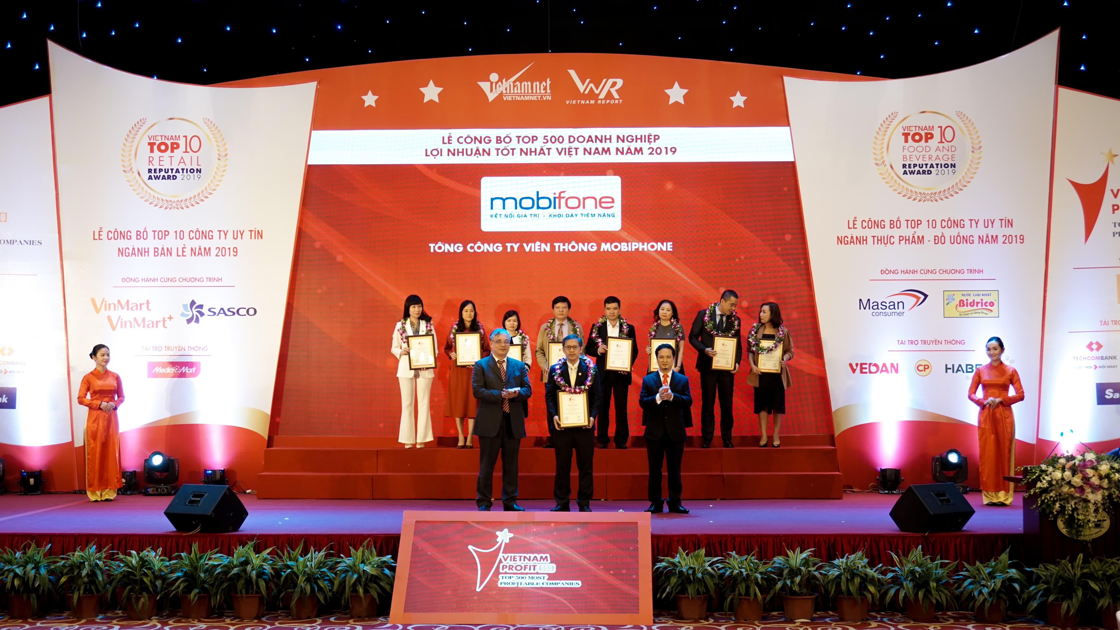 MobiFone có mặt trong danh sách của bảng xếp hạng Vietnam Report