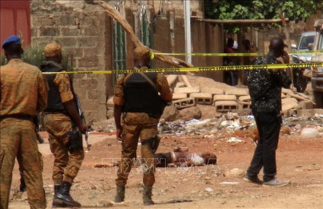 Burkina Faso: Các tay súng tấn công nhân viên công ty Canada, sát hại gần 40 người