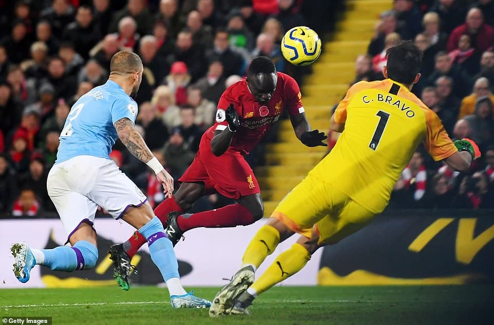 Liverpool thắng đậm Man City