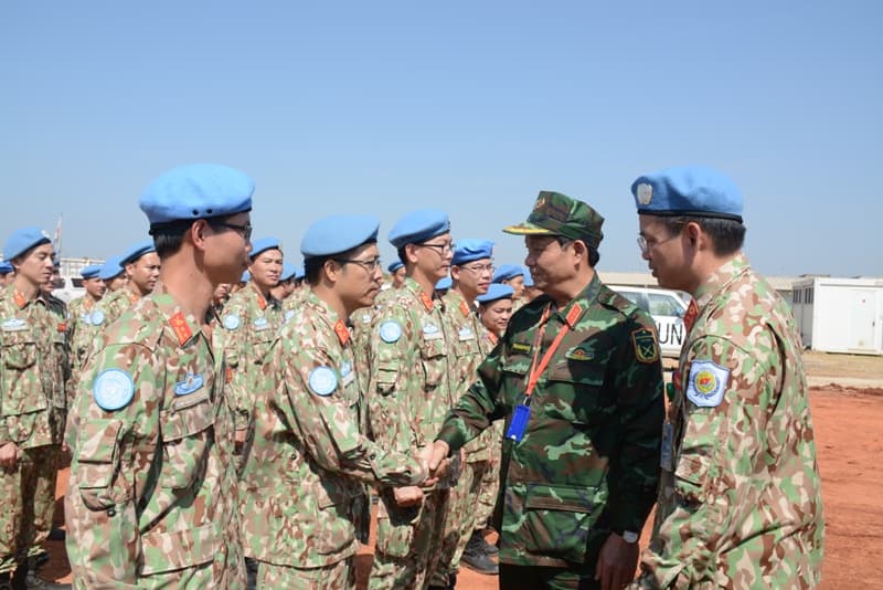 Thượng tướng Trần Quang Phương thăm Bệnh viện dã chiến của Việt Nam tại Nam Sudan
