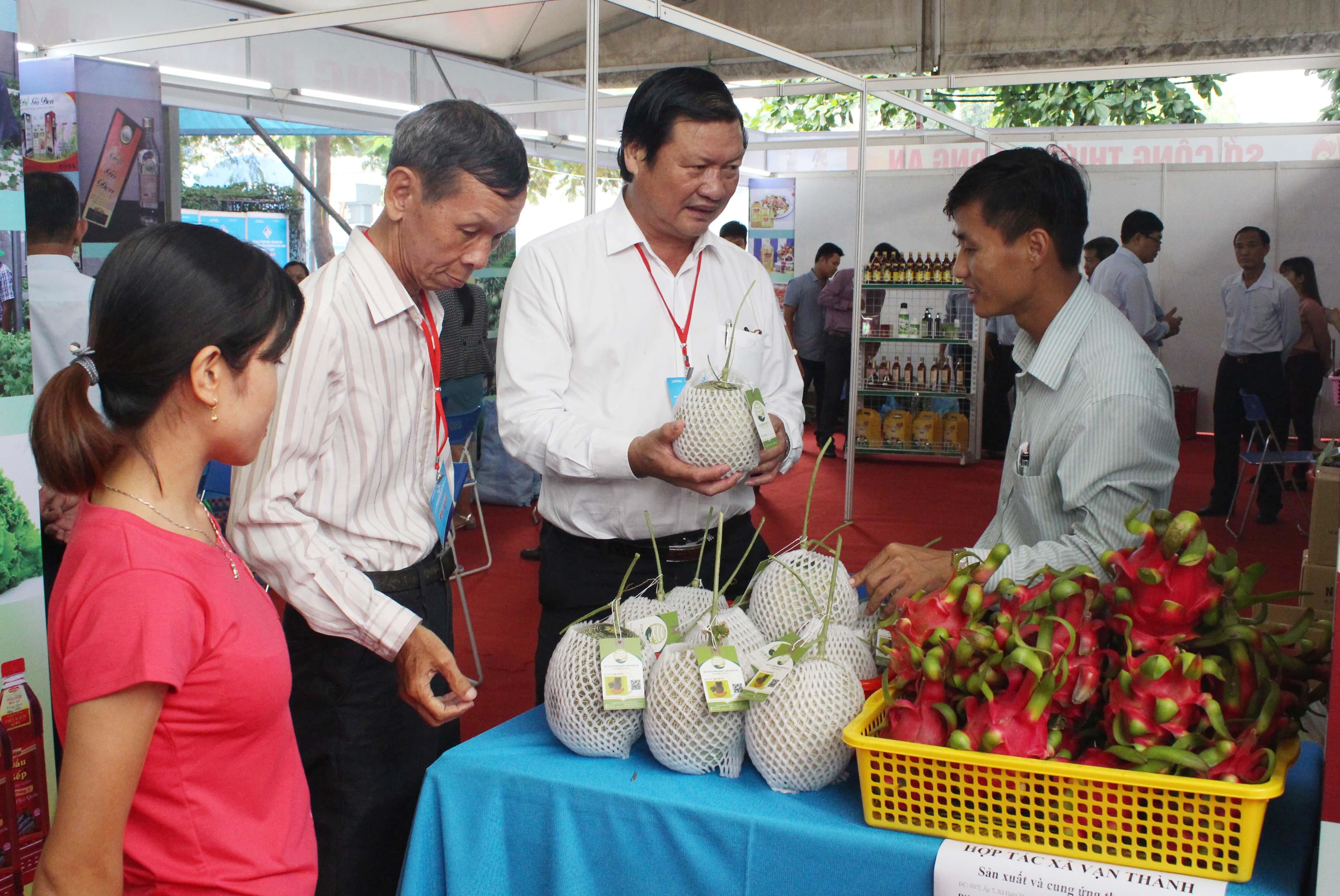 Liên kết sâu, xây dựng thương hiệu hàng hóa xuất khẩu