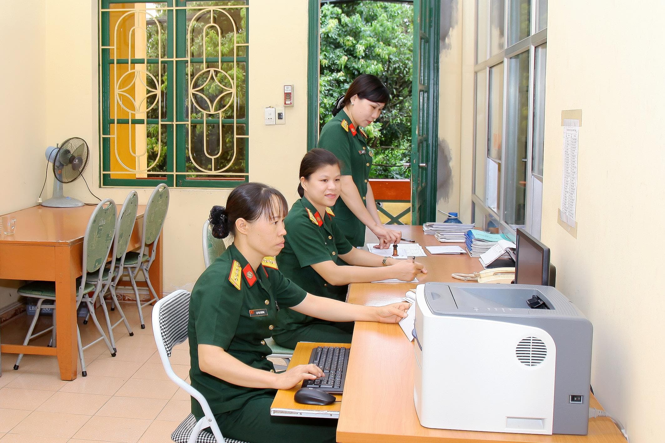 Để chị em cùng “hai giỏi”
