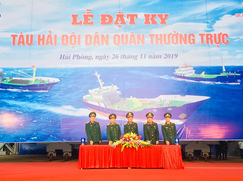 Lễ đặt ky tàu hải đội dân quân thường trực