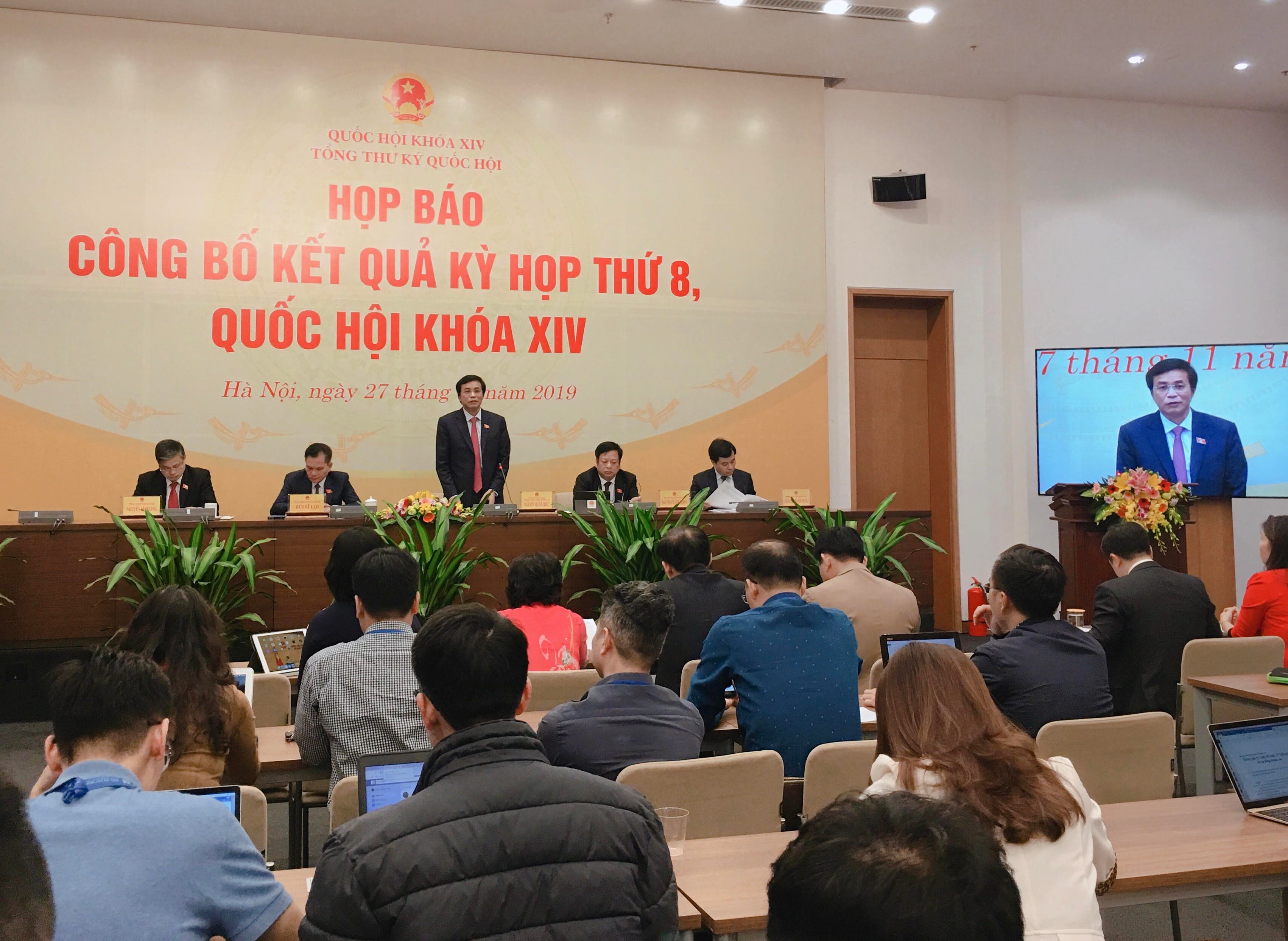Họp báo công bố kết quả Kỳ họp thứ 8, Quốc hội khóa XIV
