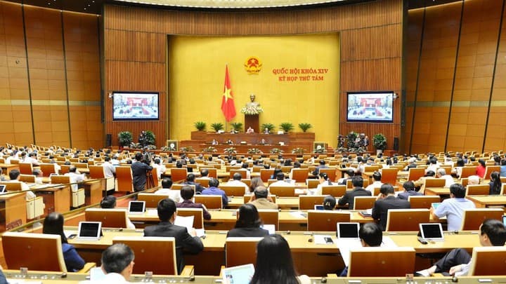 ĐỒNG THUẬN CHẤP HÀNH, NHANH ĐƯA PHÁP LUẬT VÀO CUỘC SỐNG