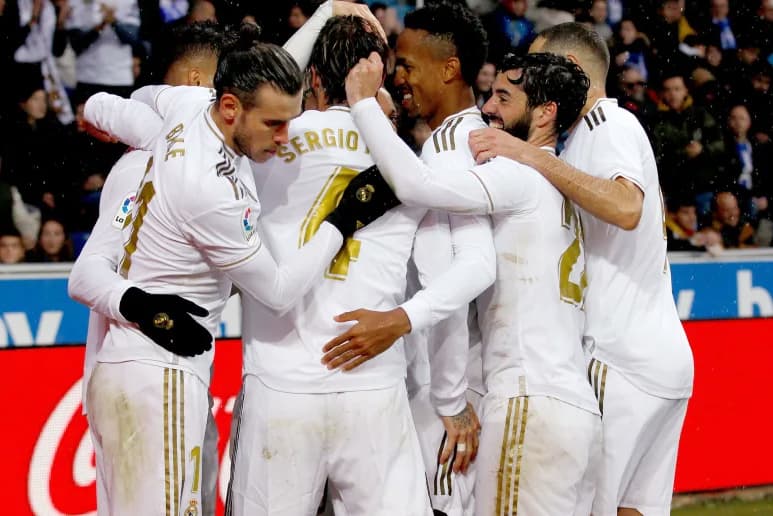 Vòng 15 La Liga: Thắng nhọc Alaves, Real tạm chiếm ngôi đầu