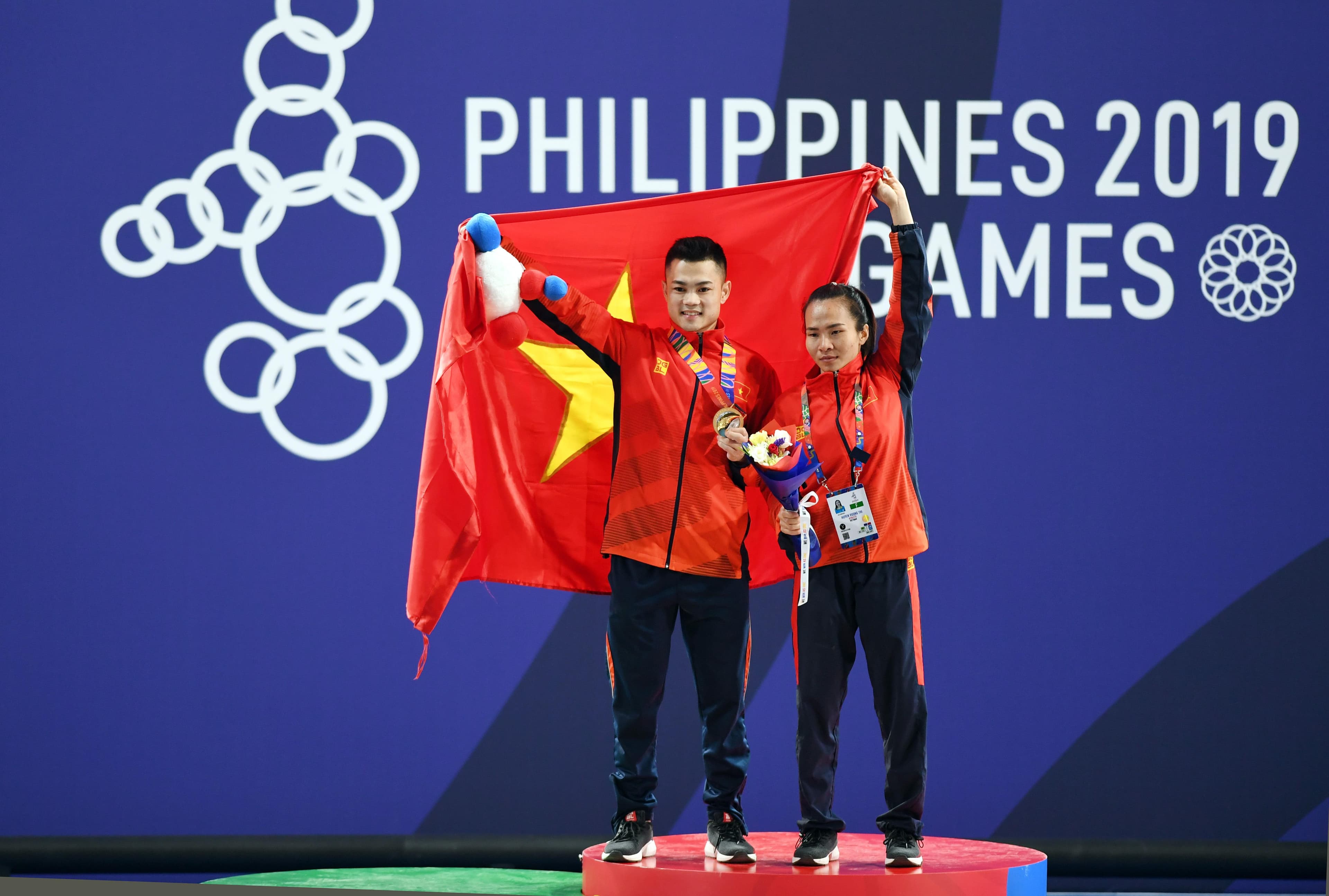 Tưng bừng ngày ra quân