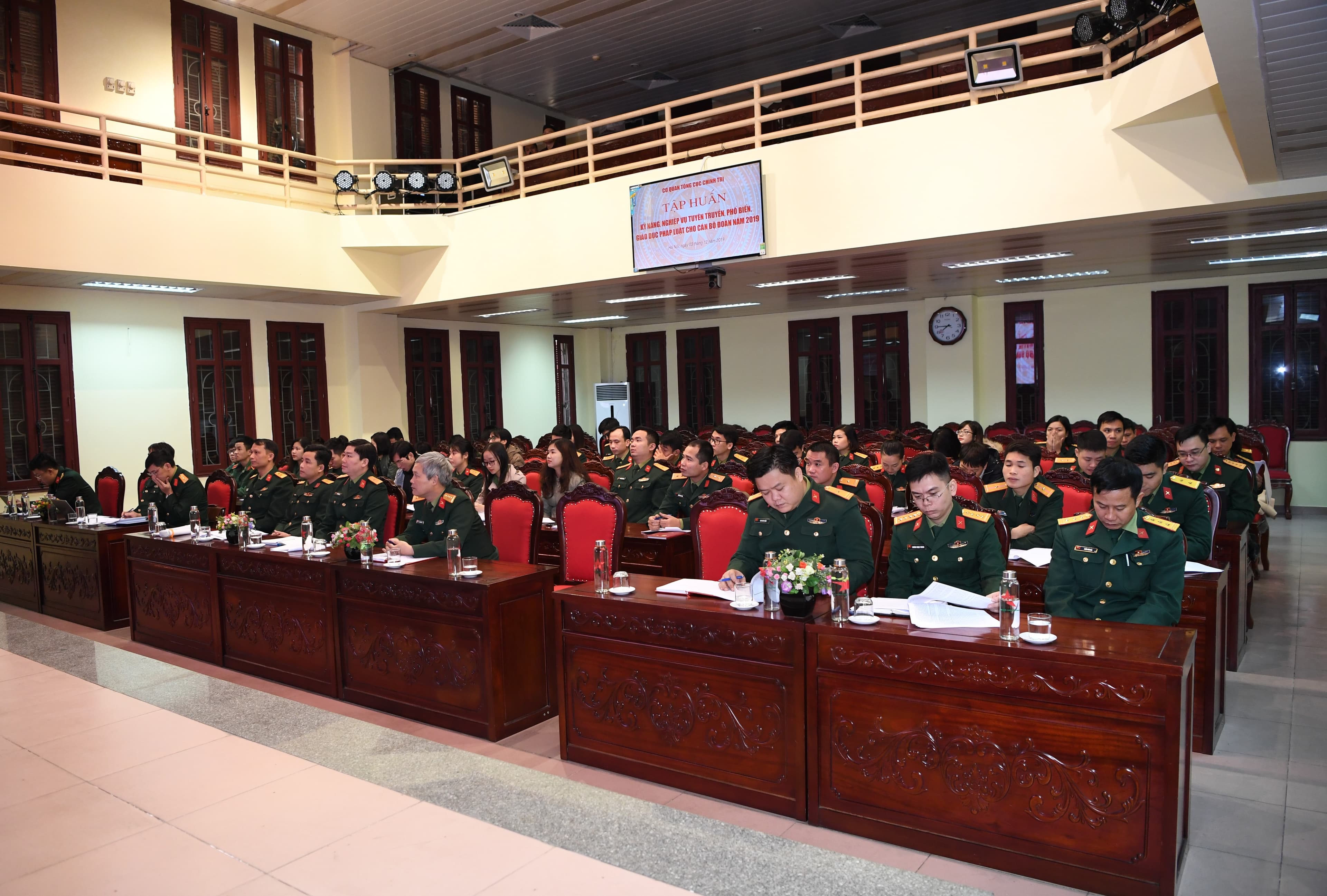 Bồi dưỡng kỹ năng tuyên truyền, phổ biến, giáo dục pháp luật cho cán bộ đoàn Cơ quan TCCT