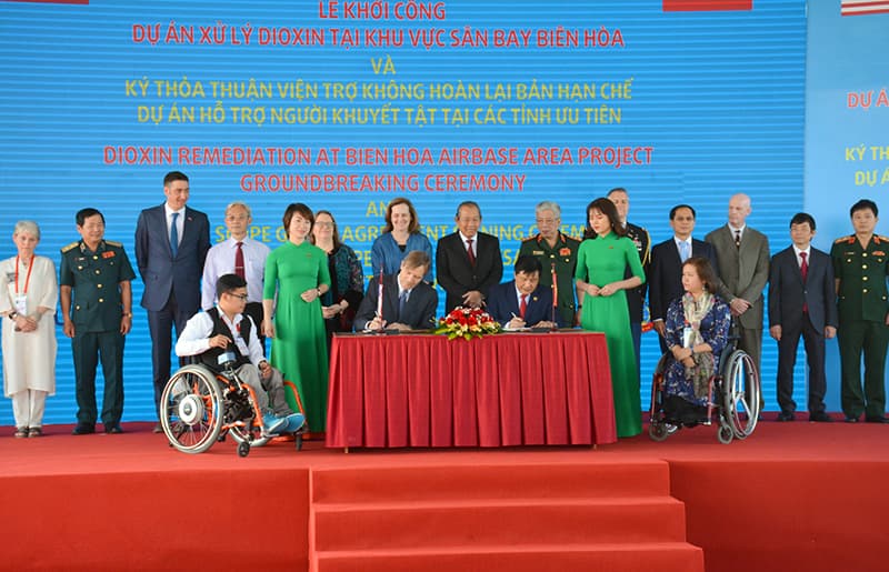 Khởi công dự án xử lý ô nhiễm dioxin tại sân bay Biên Hòa