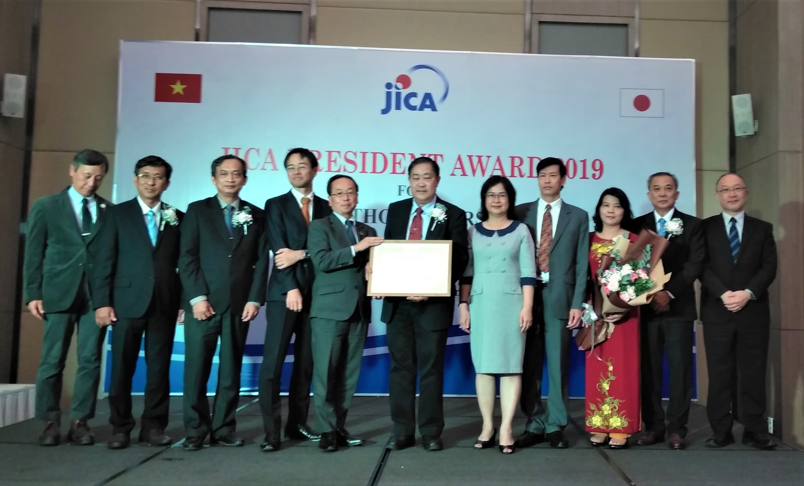 Đại học Cần Thơ nhận Giải thưởng Danh dự Chủ tịch JICA lần thứ 15