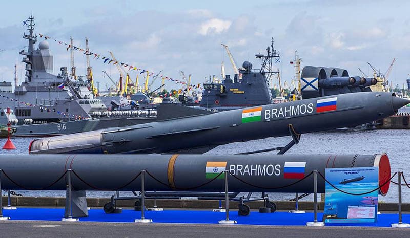 Philippines thúc đẩy hợp đồng mua tên lửa BrahMos