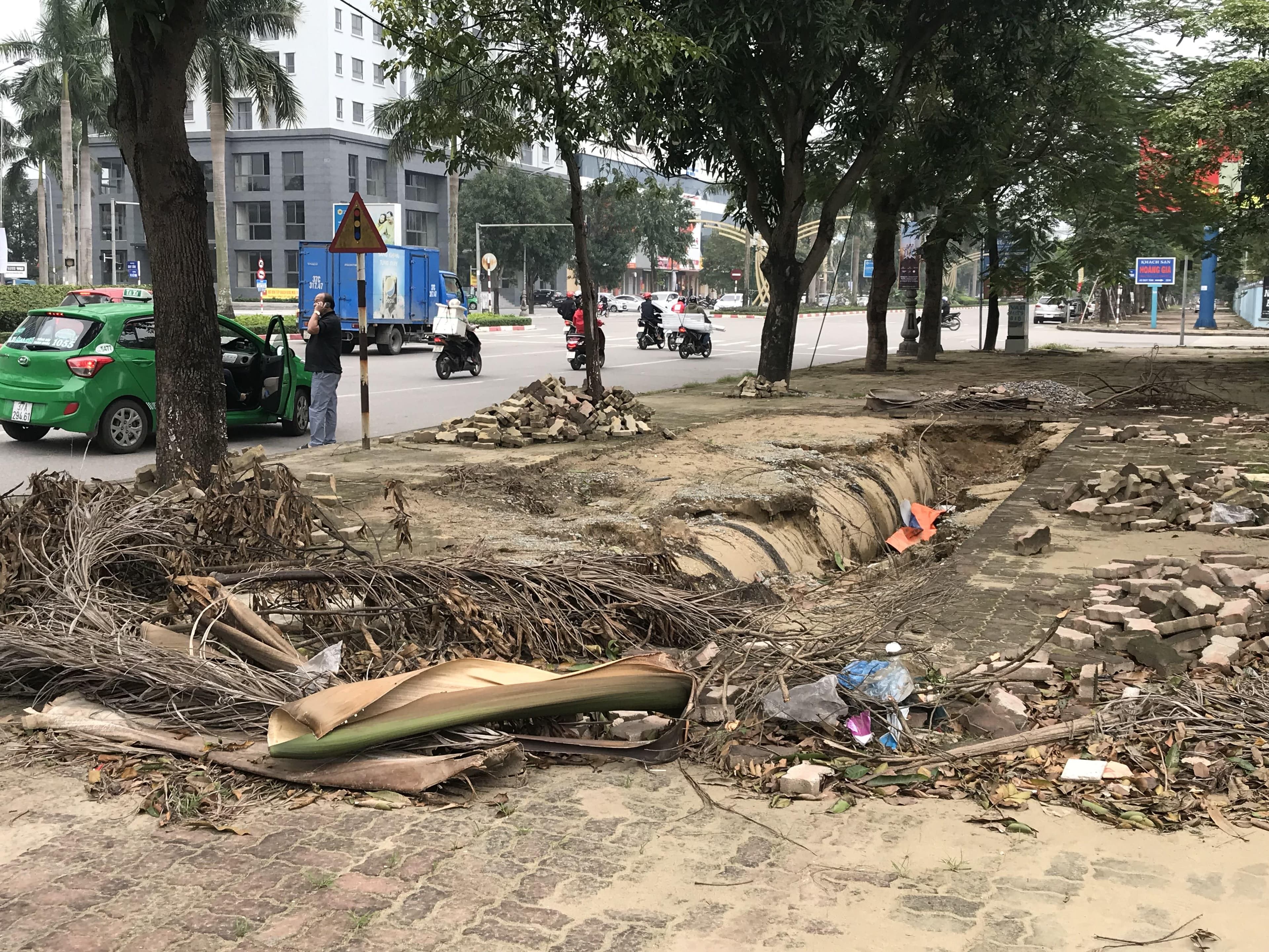 Khắc phục ngay phần vỉa hè sụt lún