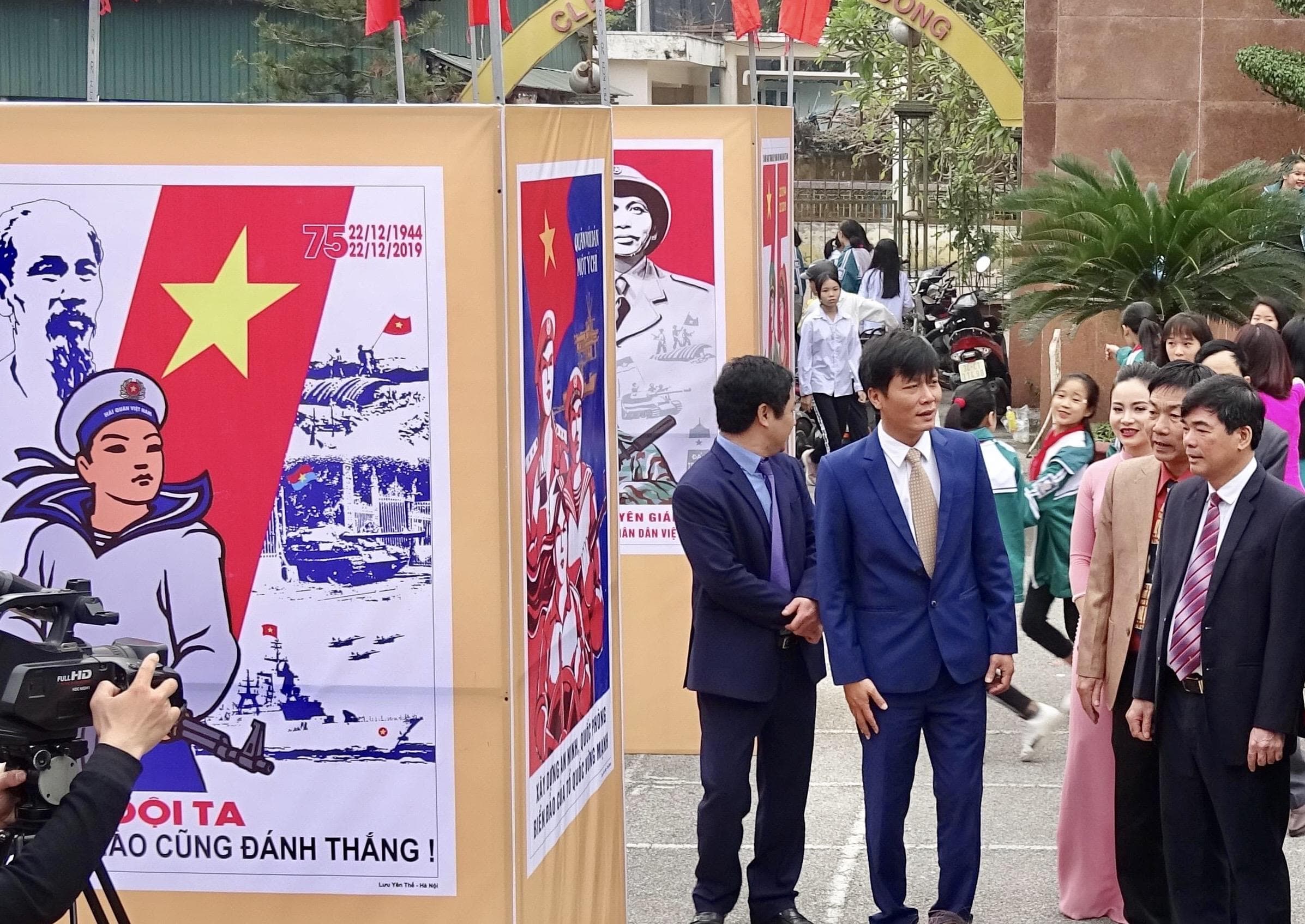 Sôi nổi các hoạt động chào mừng ngày 22-12