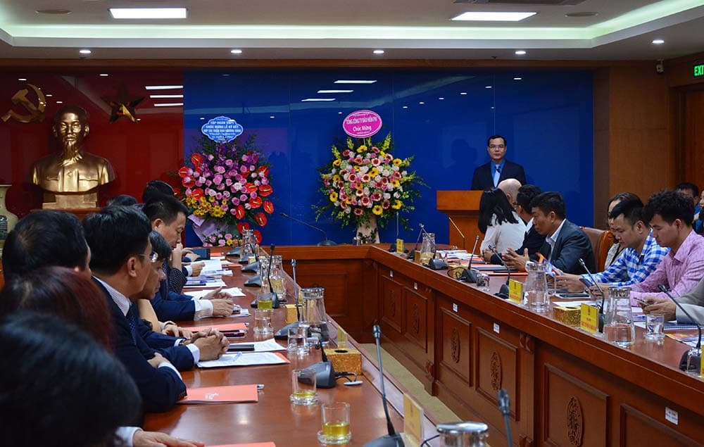 Tổng Liên đoàn Lao động Việt Nam ký kết thỏa thuận hợp tác