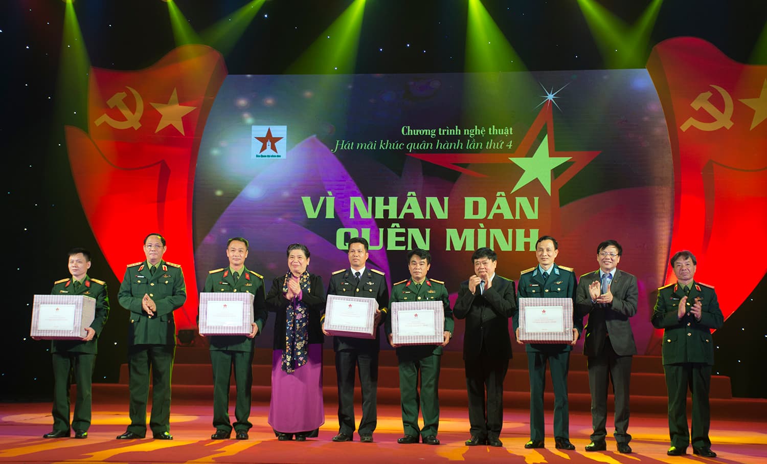 Vang mãi khúc quân hành người chiến sĩ