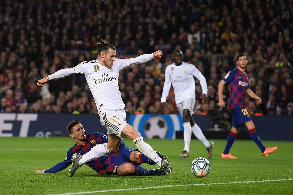 Chia điểm với Real, Barca vẫn dẫn đầu La Liga