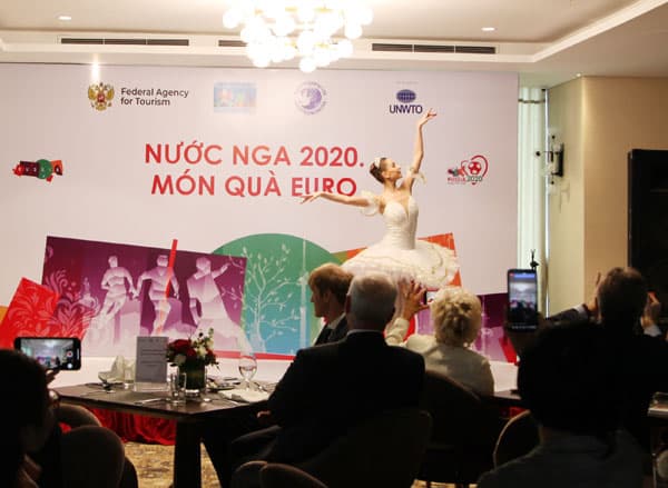 Giới thiệu văn hóa, lịch sử Nga tại Việt Nam