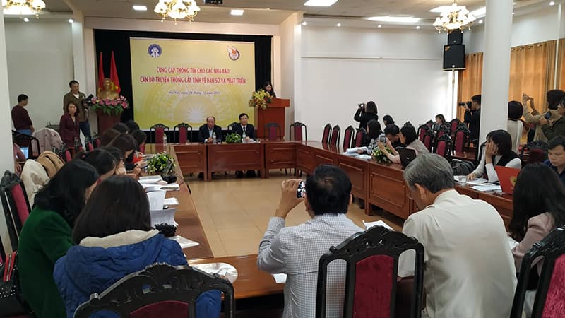 Nâng cao kỹ năng viết bài về dân số trong tình hình mới
