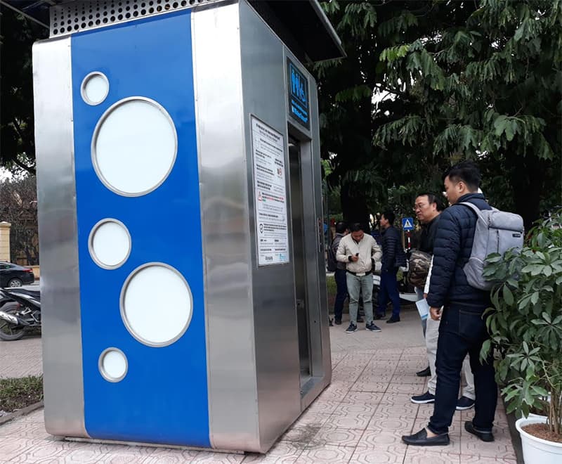 Hoàn thành lắp đặt nhà vệ sinh thông minh đầu tiên của Việt Nam