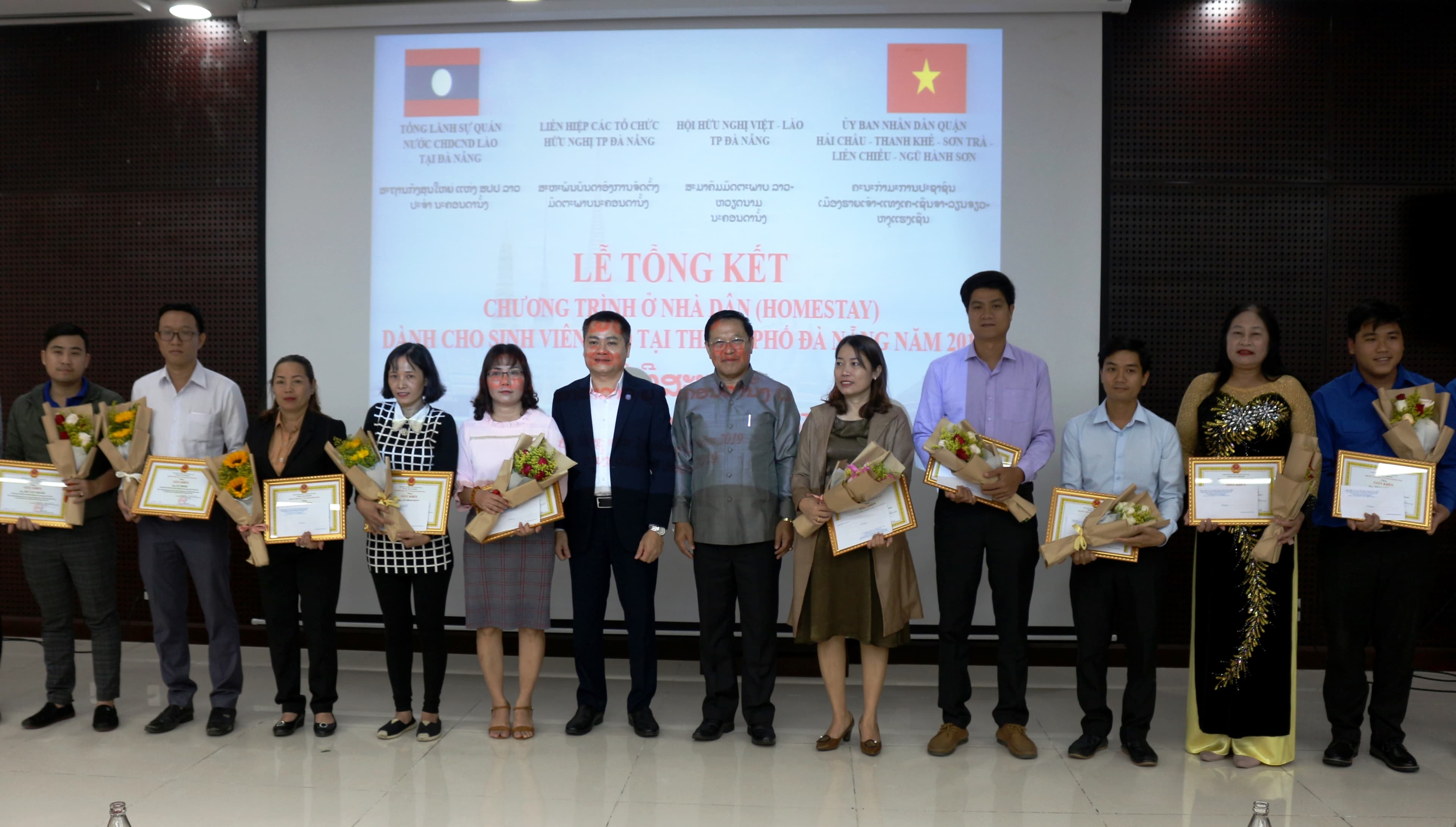 Đà Nẵng tổng kết chương trình ở nhà dân dành cho sinh viên Lào