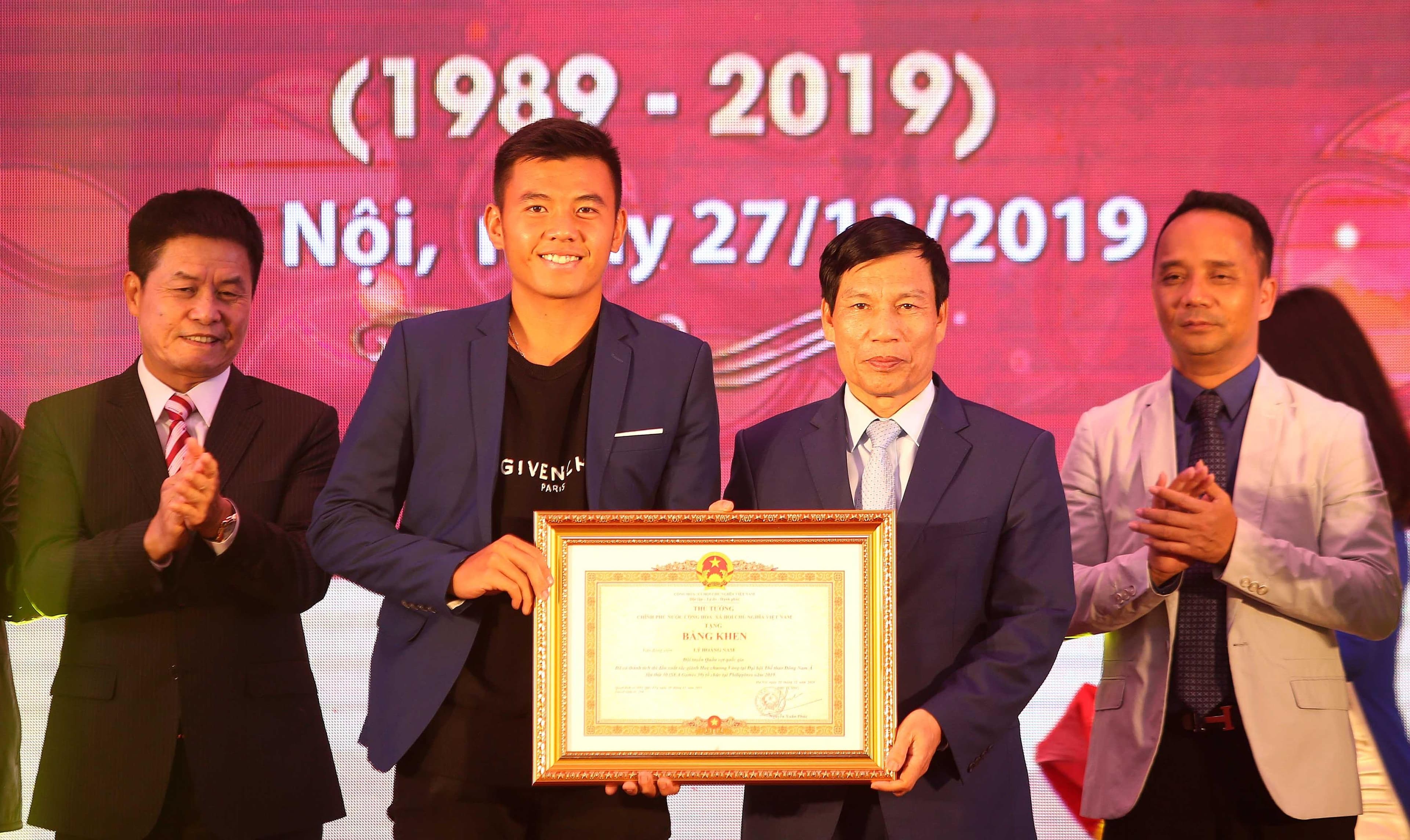 Quần vợt Việt Nam đặt mục tiêu 3 huy chương vàng ở SEA Games 31