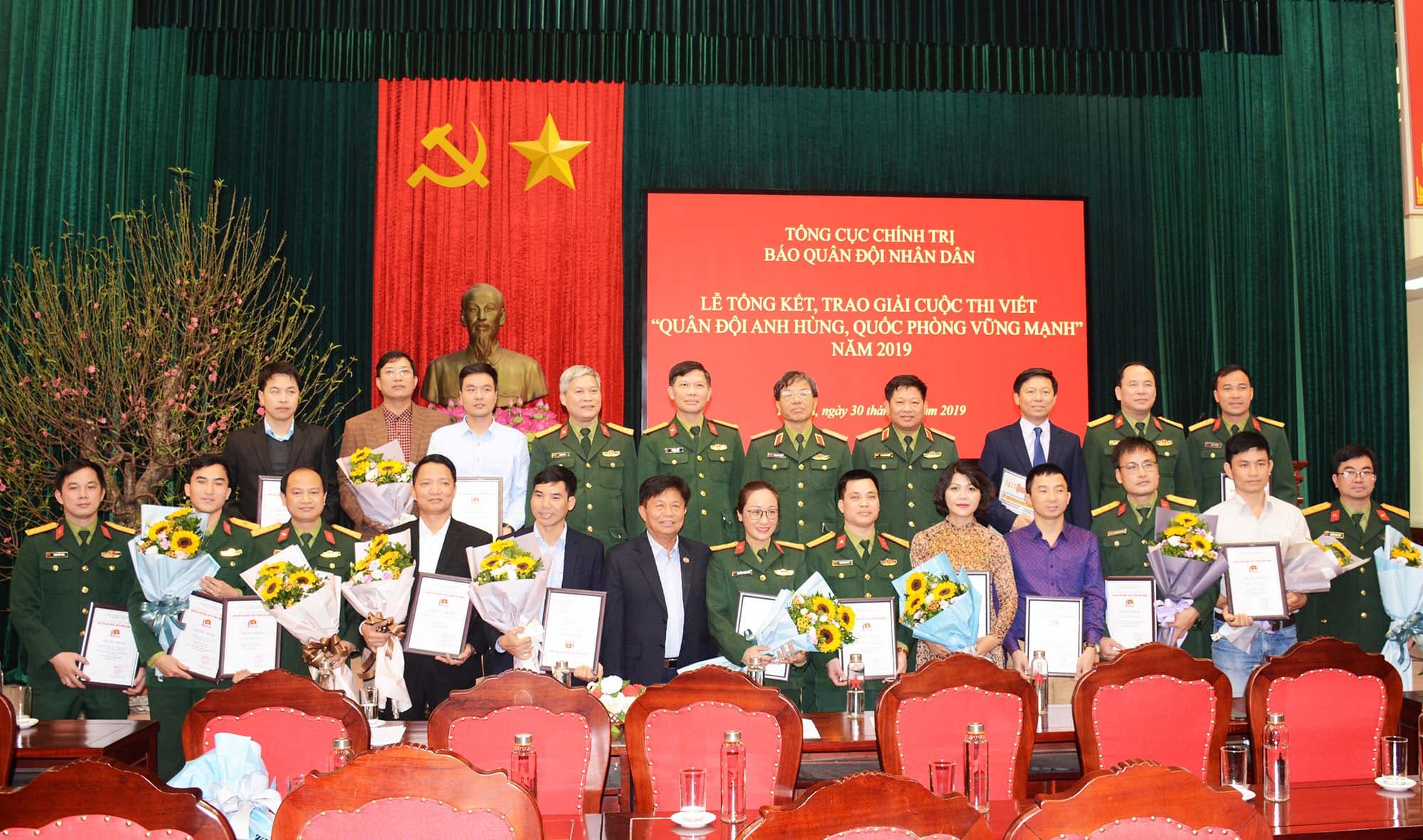 Sáng mãi hình ảnh Bộ đội Cụ Hồ