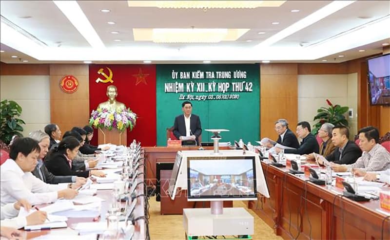 Kỳ họp 42 của Ủy ban Kiểm tra Trung ương