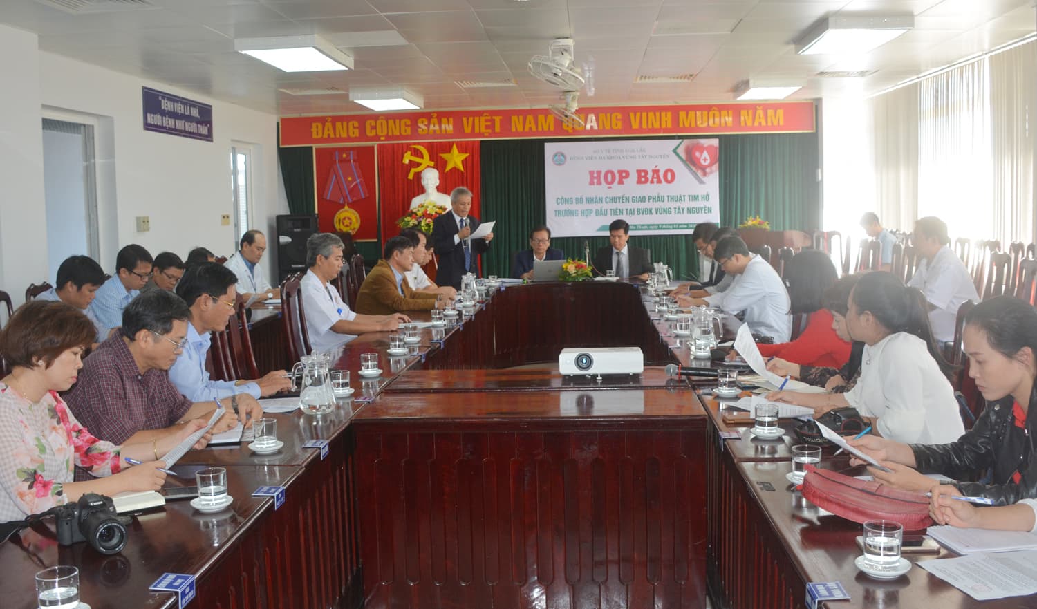 Bệnh viện Đa khoa vùng Tây Nguyên tiếp nhận chuyển giao thành công kỹ thuật phẫu thuật tim hở