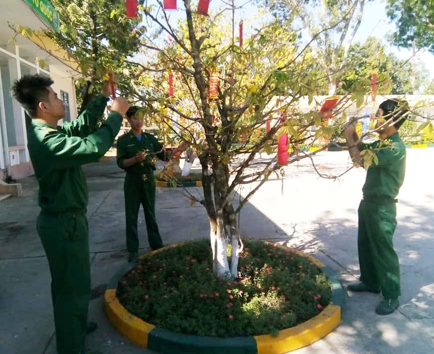 Góp sức trẻ bảo vệ biên cương