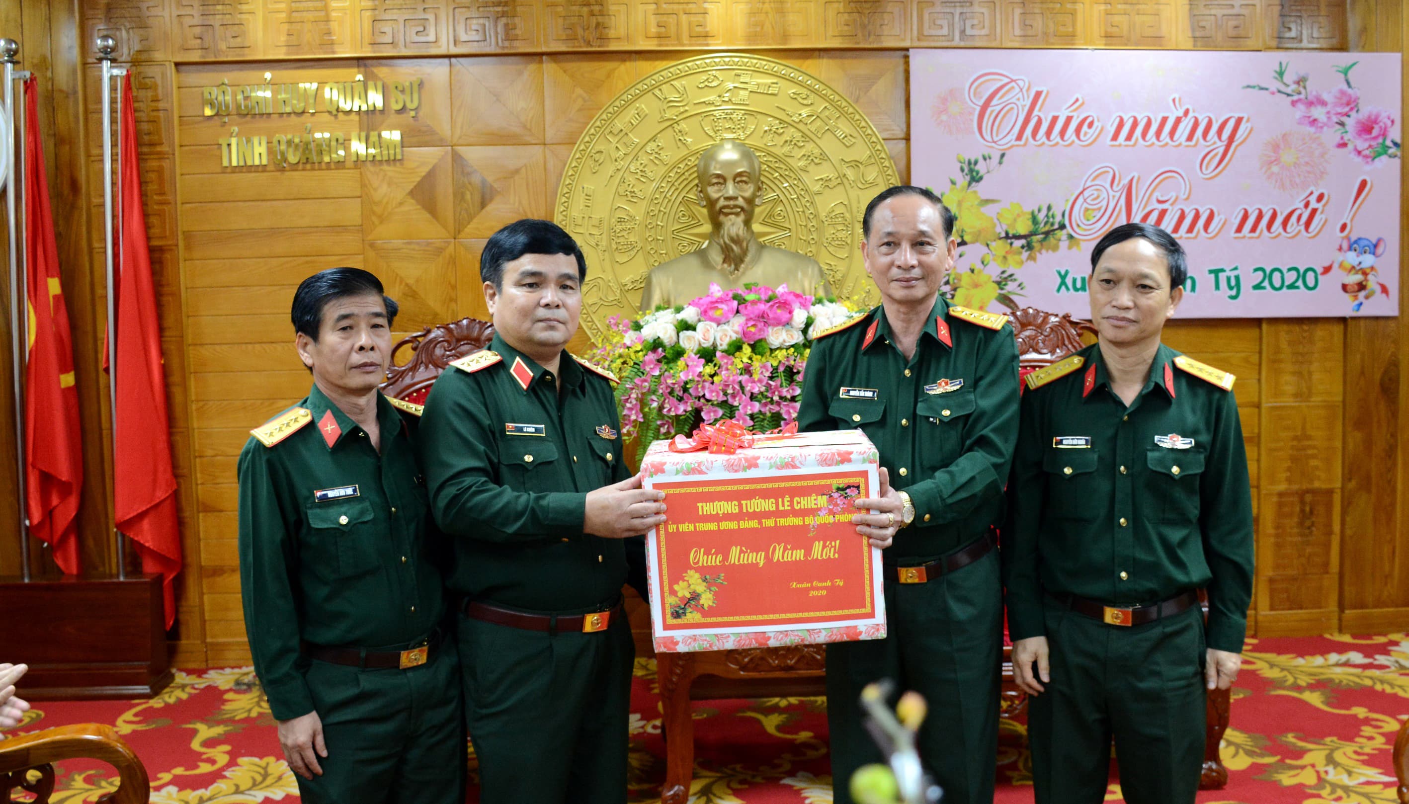 Đoàn công tác Bộ Quốc phòng kiểm tra và chúc Tết tại Quảng Nam