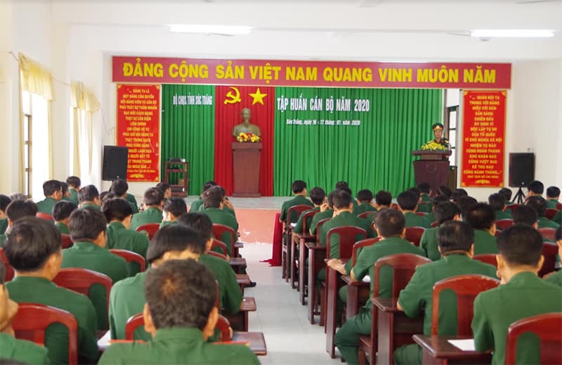 Sóc Trăng tập huấn quân sự cho cán bộ, sĩ quan