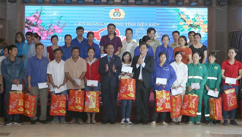 Điện Biên: "Tết Sum vầy" cho công nhân lao động có hoàn cảnh khó khăn