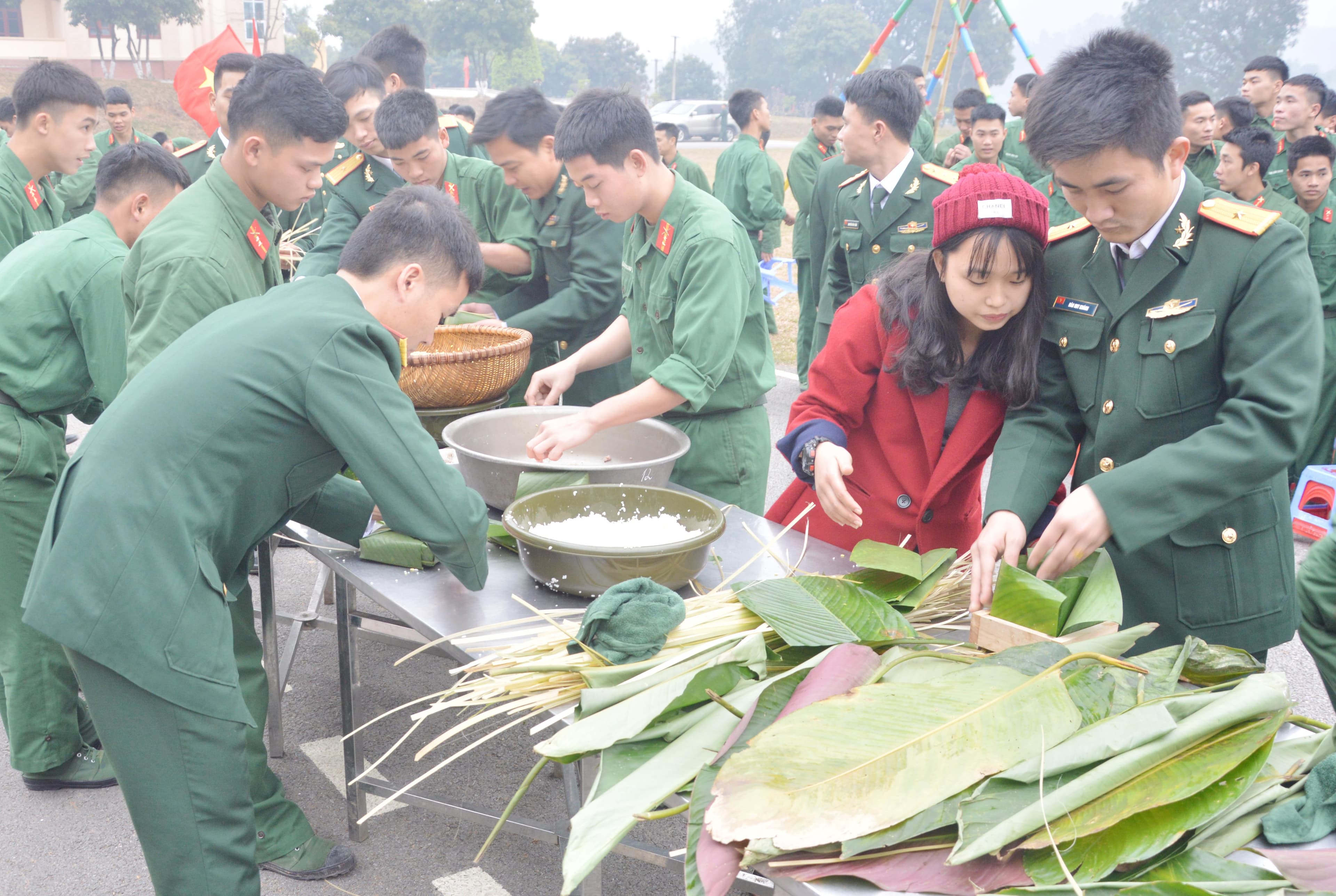 Đơn vị ngập tràn không khí Tết
