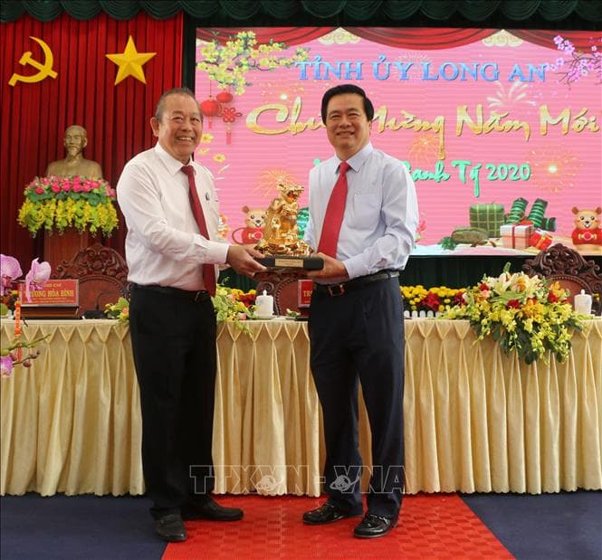 Phó thủ tướng Thường trực Chính phủ Trương Hòa Bình chúc tết Đảng bộ, chính quyền và nhân dân tỉnh Long An