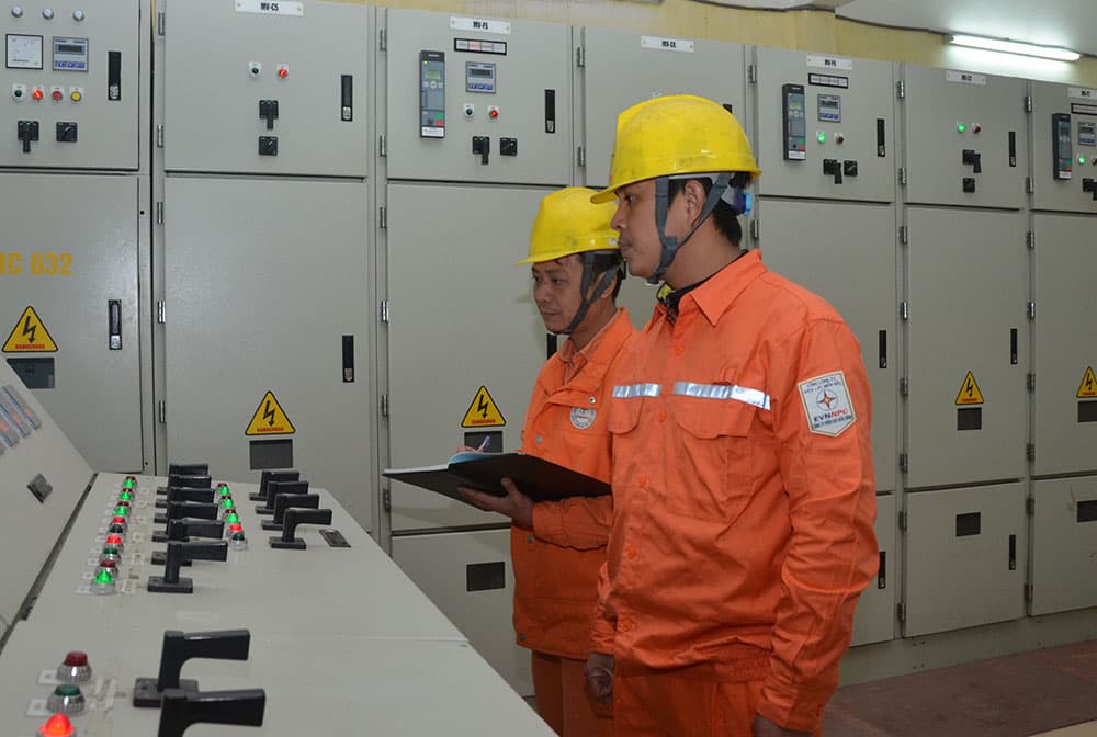 Cung cấp điện an toàn, ổn định phục vụ nhân dân đón Xuân Canh Tý