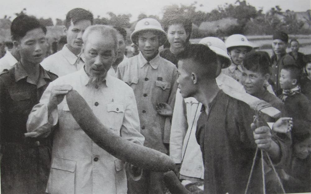 90 năm vẻ vang của Đảng chân chính cách mạng