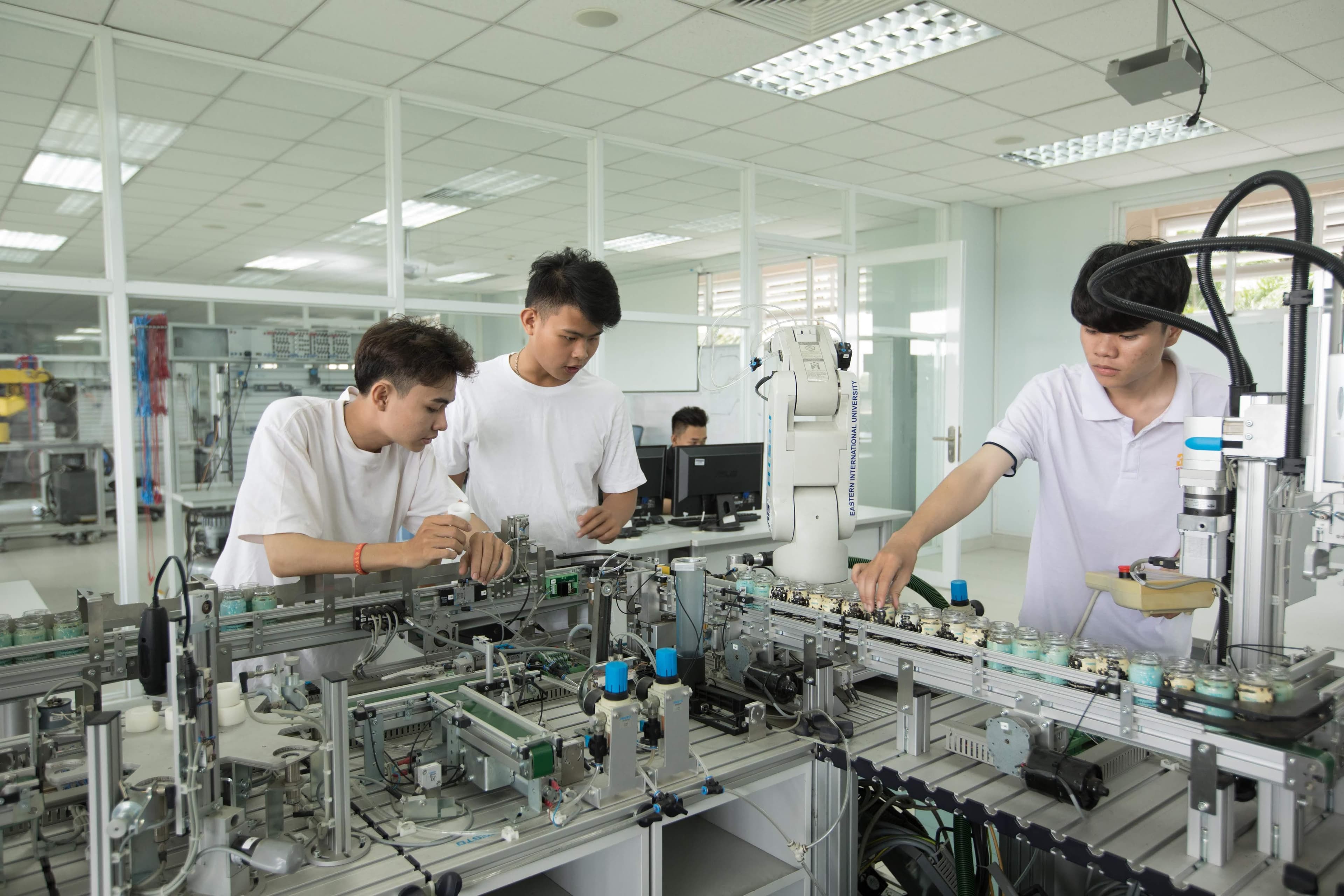 Đột phá chiến lược nhân lực hệ sinh thái trí tuệ nhân tạo