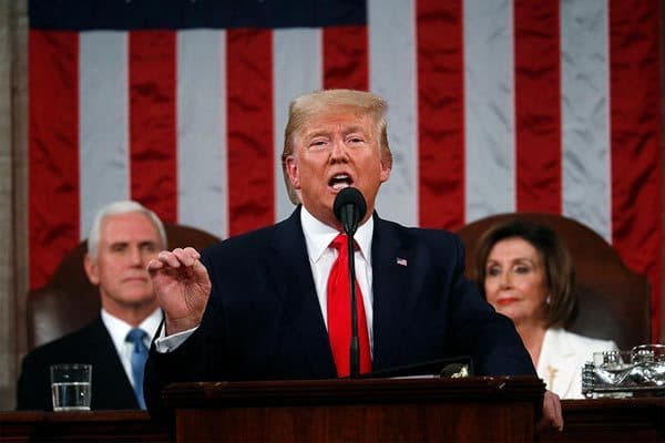 Thượng viện Mỹ tuyên Tổng thống Trump vô tội