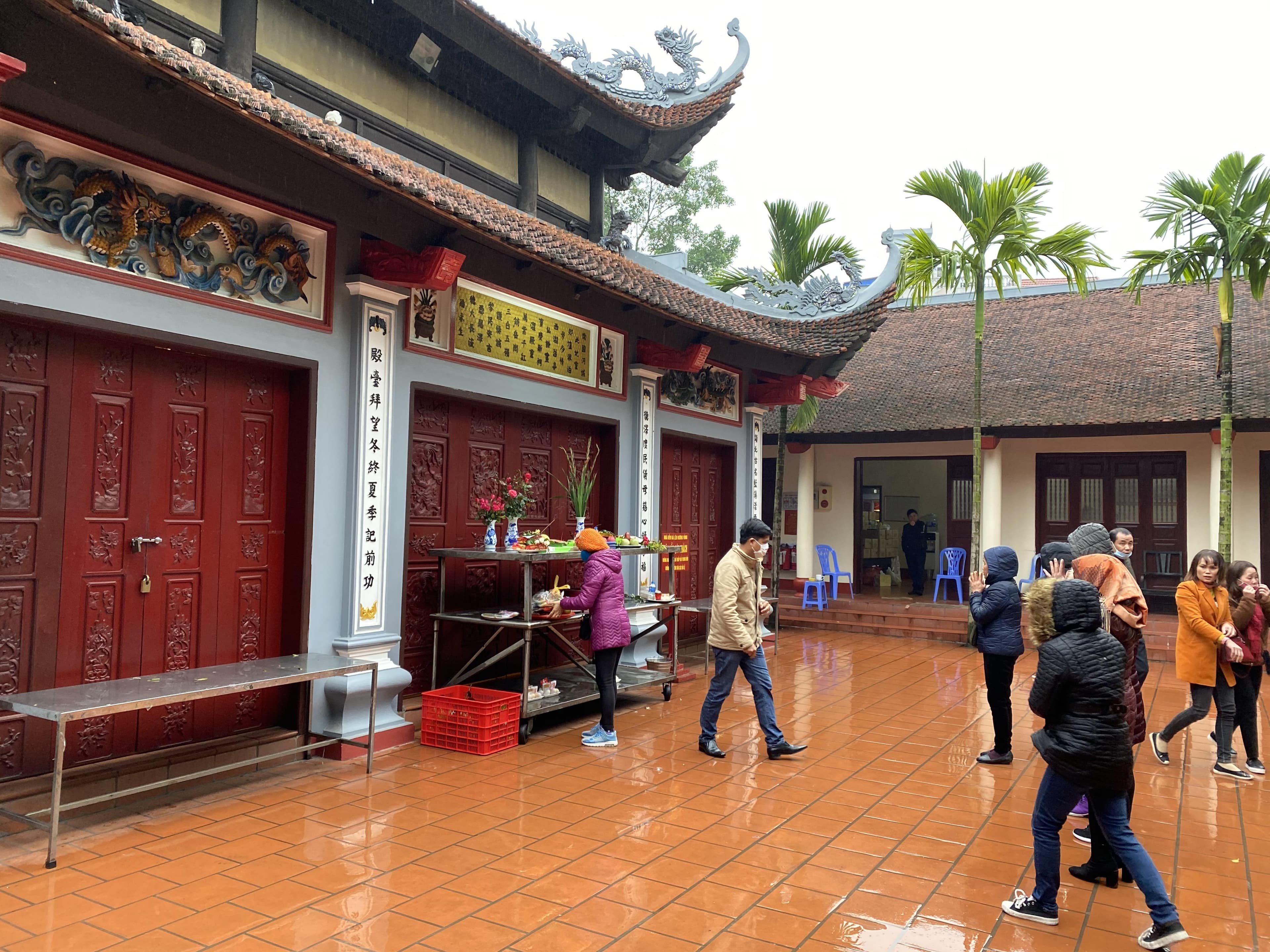 Tuyên truyền, nâng cao ý thức phòng dịch cho người dân và du khách