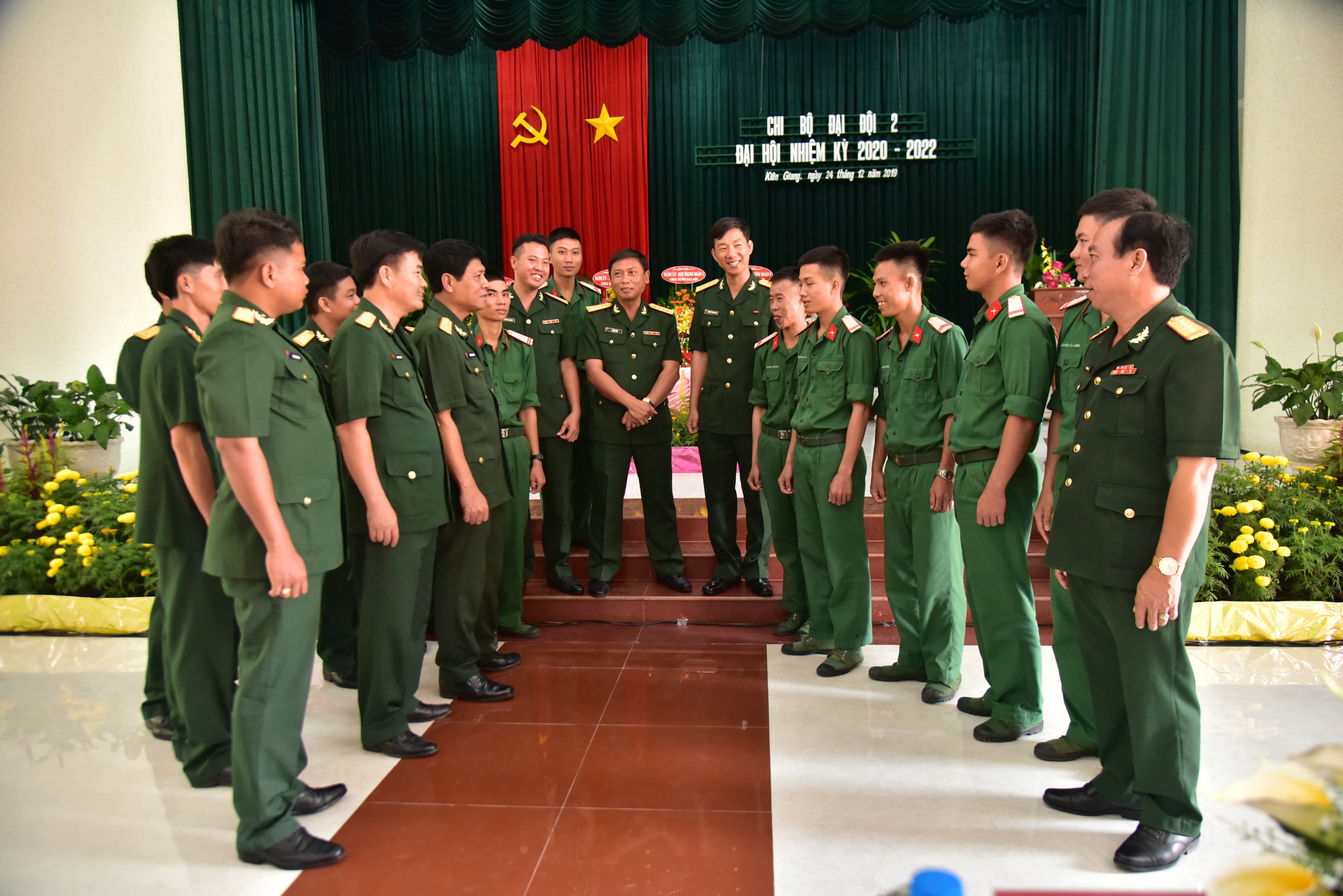 Chuẩn bị chu đáo để tổ chức thành công Đại hội Đảng