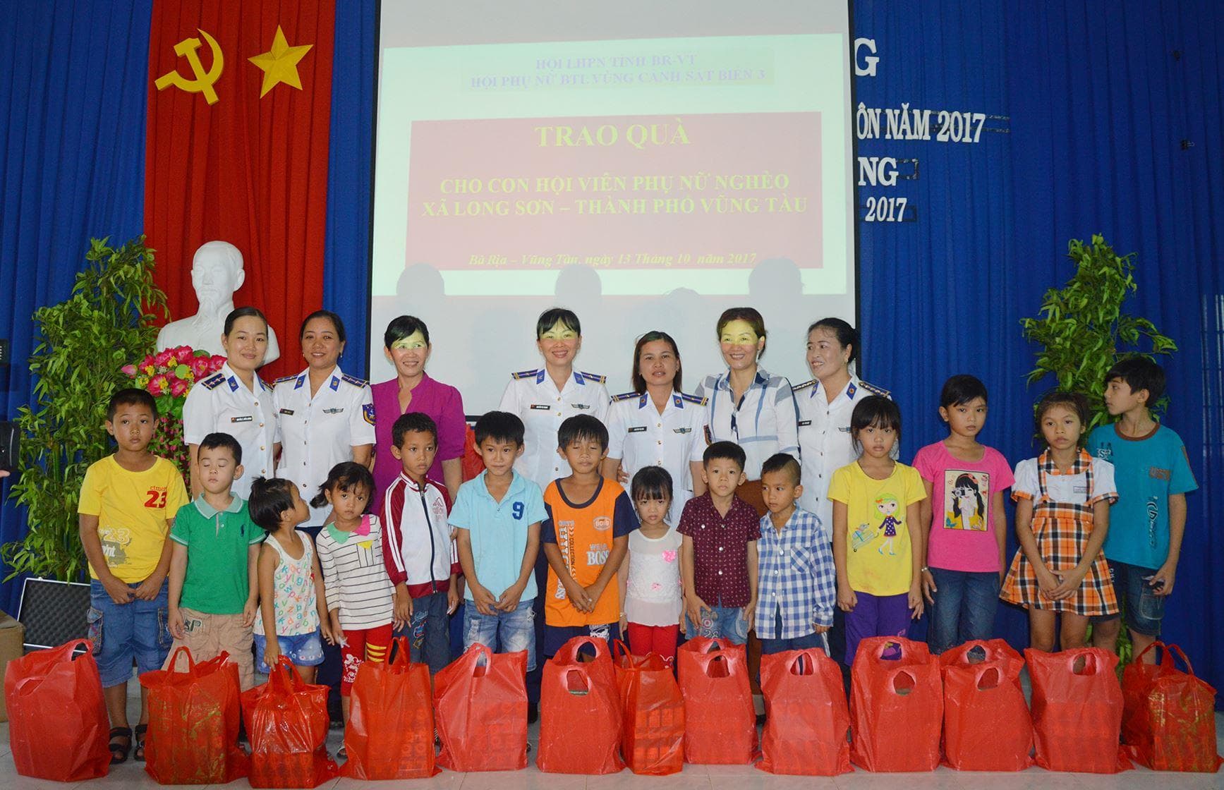 Nhiều mô hình hiệu quả để làm theo Bác mỗi ngày