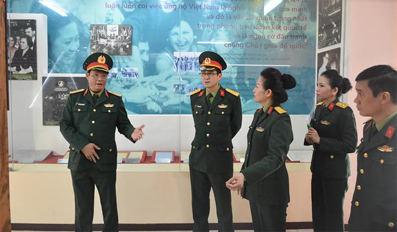 Thượng tướng Trần Quang Phương kiểm tra công tác chuẩn bị phục vụ ADMM Hẹp tại Bảo tàng Lịch sử Quân sự Việt Nam