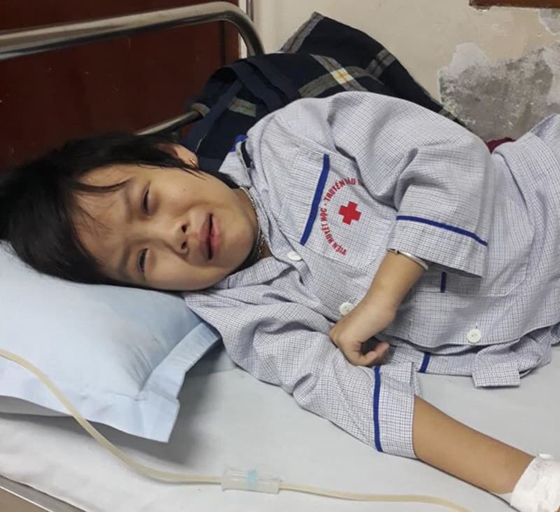 Hãy cứu bé Trang!