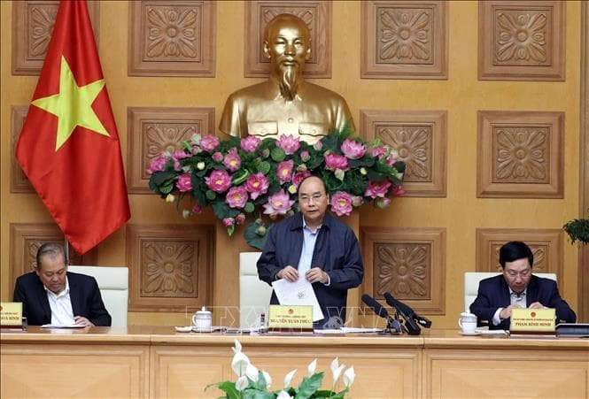 Kiên quyết nhưng bình tĩnh, coi việc chống dịch Covid-19 là nhiệm vụ trọng tâm