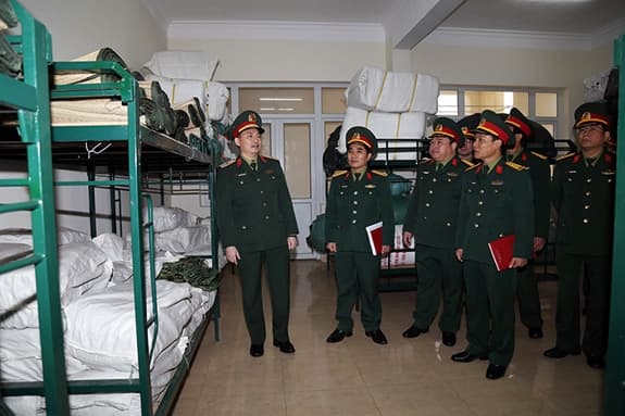 QUÂN ĐỘI TRONG “CƠN NƯỚC LỬA” THỜI BÌNH