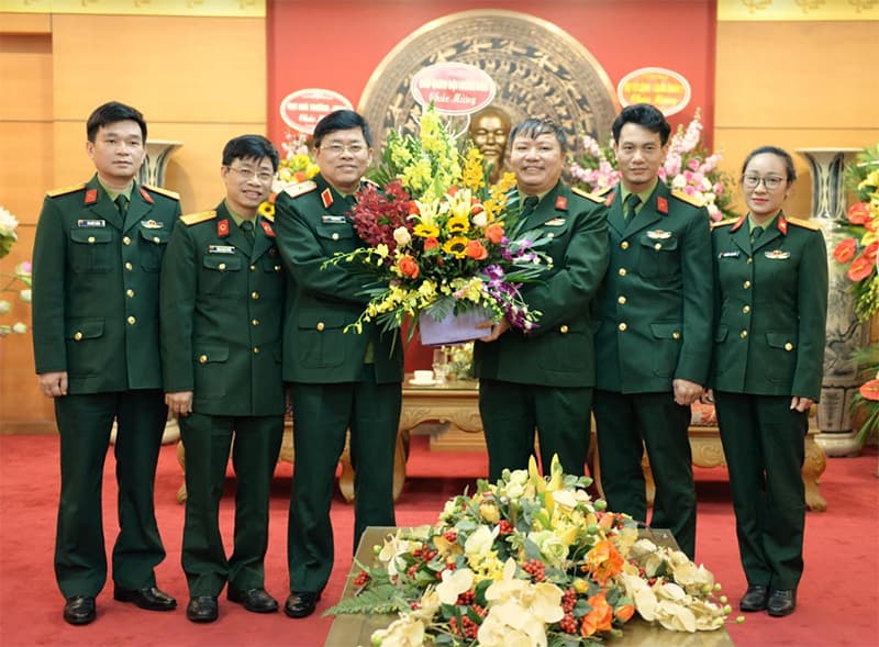 Báo Quân đội nhân dân chúc mừng Ngày Thầy thuốc Việt Nam