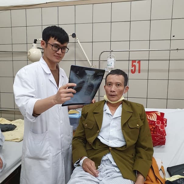 Bệnh viện Bạch Mai phẫu thuật thành công thực quản tạo hình bằng dạ dày qua phẫu thuật nội soi ngực bụng