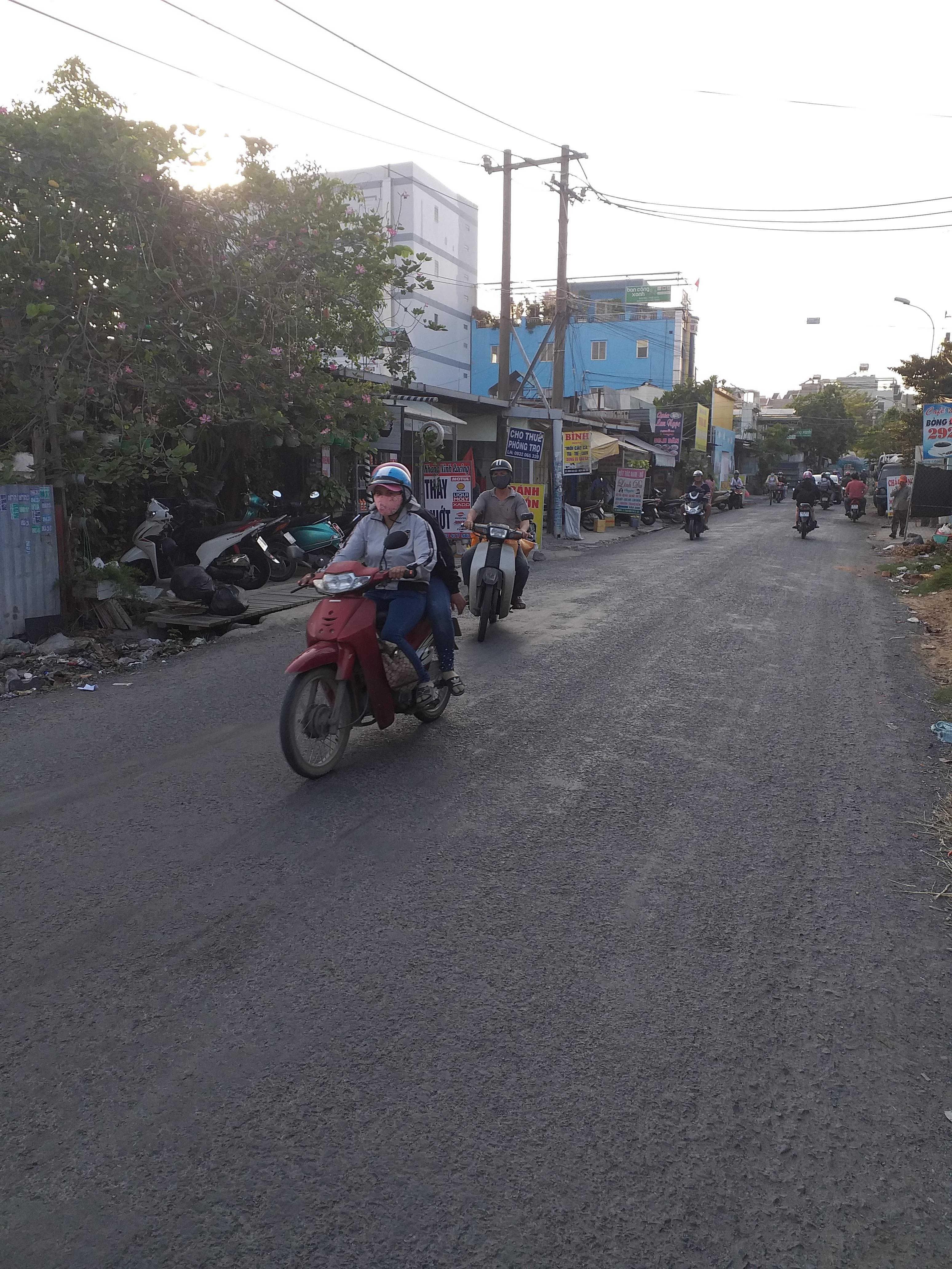 Đường Bưng Ông Thoàn đã sạch, đẹp