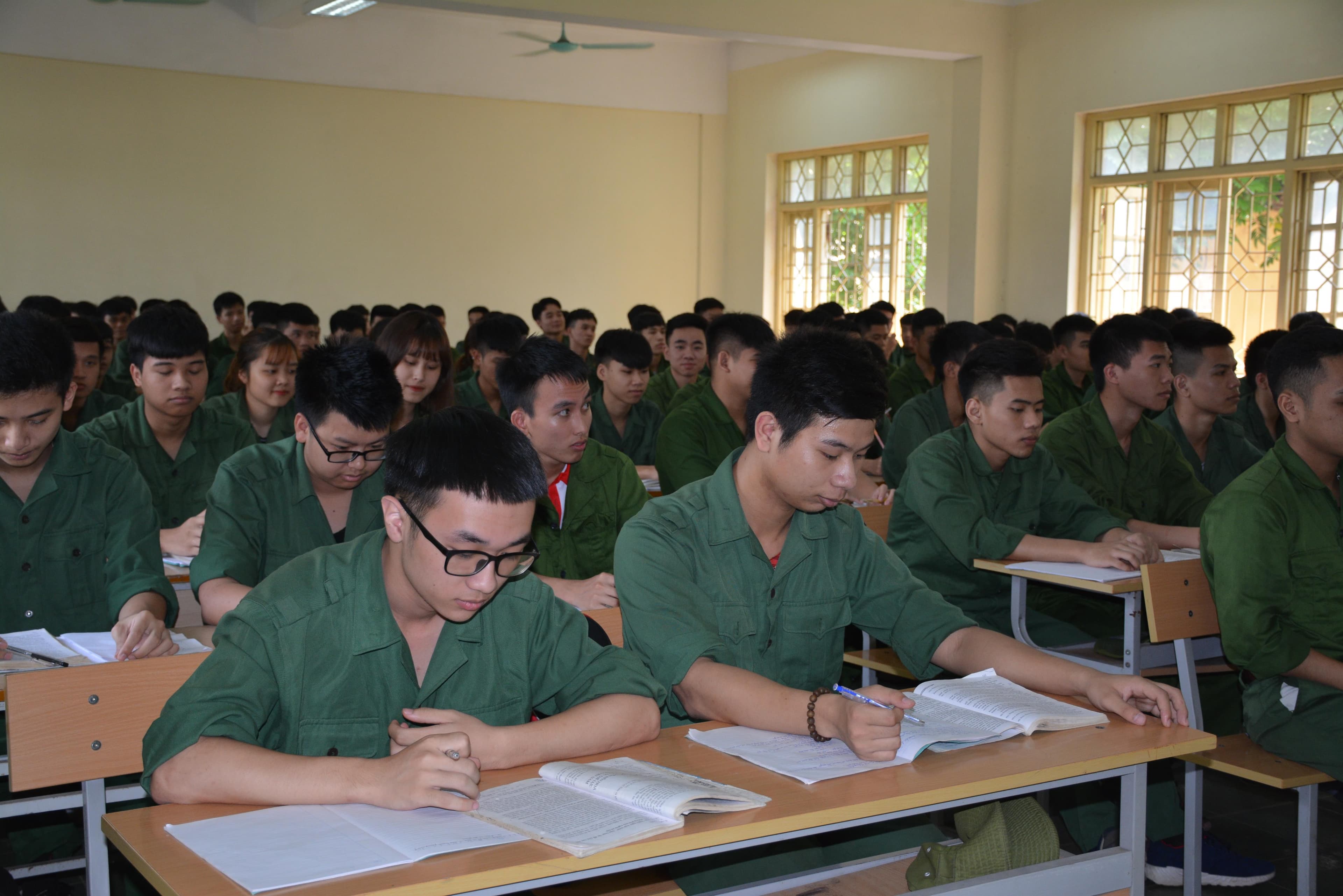Nỗ lực đổi mới để nâng cao chất lượng giáo dục quốc phòng và an ninh
